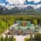 Banff National Park Wood lodge