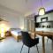 Wohnen auf Zeit - The East Apartment by Rabe, Gym, Parkplatz, Smart-TV, Netflix