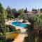 Limnaria Villas - Luxurious, spacious 3 bed apartment with pool views