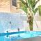 LuxuryVilla with Private Heated pool And Spa 7P