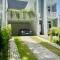 OESIS - Stylish Villa Steps from Historic Galle Fort