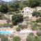 Grande villa avec magnifique piscine et vue à couper le souffle à 20 minutes de Hyères !