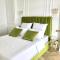 Brand new 1-bedroom apartment in city centre