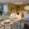 Elegant Apartment with Direct River View, Balcony and Parking in Bernkastel-Kues