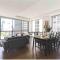 Bright City Views Melbourne Central Penthouse on Collins