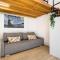 Cozy Old Town Apartment 7 - Selari