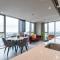 The Lexington - Luxury Serviced Apartments City Centre - City and Waterfront views