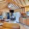 Cozy Dillard Cabin w/ Mountain Views & Pool Access