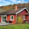 4 Bedroom Awesome Home In Lyngdal