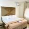 OD-V!CK'S LUXE, WUSE DISTRICT, Swimming Pool, Gym, WiFi, 24hr power, security, Dstv