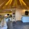 High quality cabin with views of Ben Nevis