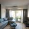 Azalea Suite - 5 min drive to Piraeus Port