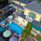Beach Motel and Suites