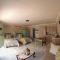 Hill Manor Room 1 Self catering unit