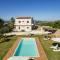 Villa Adam