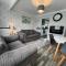 170, Two bed Chalet on Sunbeach Holiday Park - Sleeps 5, pet friendly, bed linen and towels included plus Wi-Fi included - only 300m from the beach!