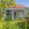 Crabapple Cottage - Coromandel Town Holiday Home