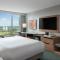Hotel Landy Orlando Universal Blvd, a Tribute Portfolio Hotel - Deluxe King Room With Skyline View