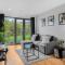 Axium Escape- 2 bed apartment, Birmingham City Centre