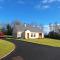 Beautiful Lakeside Holiday Home (6 Portinode Cottages)