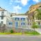 Chalé Henrique - Beachfront apartments at Calheta Beach