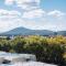 Perfect Located 1-Bed with Great Views & Parking