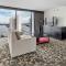 Hilton Miami Downtown - Junior King Suite With Bay View