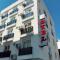Bone Apart Otel