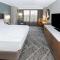 DoubleTree by Hilton Tulsa at Warren Place - Habitación King