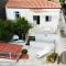 Elena's Island House