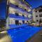 Hotel Monel