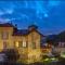 The Villa Suites