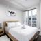 DWTN Condo Near CN Tower!