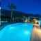 Spacious centrally located 4-bedroom villa with sea views and pool heating