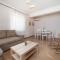 Spacious Nest 2bd apartment next to Acropolis