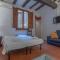 Central Apartment With Private Courtyard!