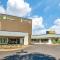 Staybridge Suites Dallas Market Ctr Love Field by IHG