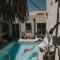 Manili Boutique Suites & Villas