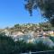 Aronis Spyros Panoramic Seaview Apartments