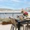 Ghadirabay Seafront With Sea Views By Homely