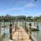 Charming Fishing Cabin Has It All, Full Dock and Summer Kitchen, Access to SUPs, Bikes, Beach Gear