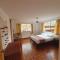 shanti pisac old profile