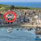 AMAZING LOCATION - "SMUGGLERS HIDE" & "SMUGGLERS CABIN" - a 2 BEDROOM FISHERMANS COTTAGE with HARBOUR VIEW and also a private entrance 1 BED STUDIO - 10 Metres To Sea Front - BOOK BOTH for ENTIRE 3 BEDROOM COTTAGE - 2023 GLOBAL REFURBISHMENT AWARD WINNER