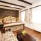 Cozy Saxon Apartment - Sibiu Old Town - Walk to Main Square