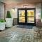 Holiday Inn Express Hotel & Suites Portland - Jantzen Beach, an IHG Hotel