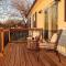 Alemania Haus - Cozy Rambler on Market Street!