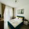 Metropole Apartments University Square