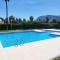 Apartamento familiar con piscina y pádel