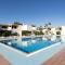 Home2Book Lovely & Bright Apt, Pool & Terrace
