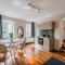 SUITE & APART